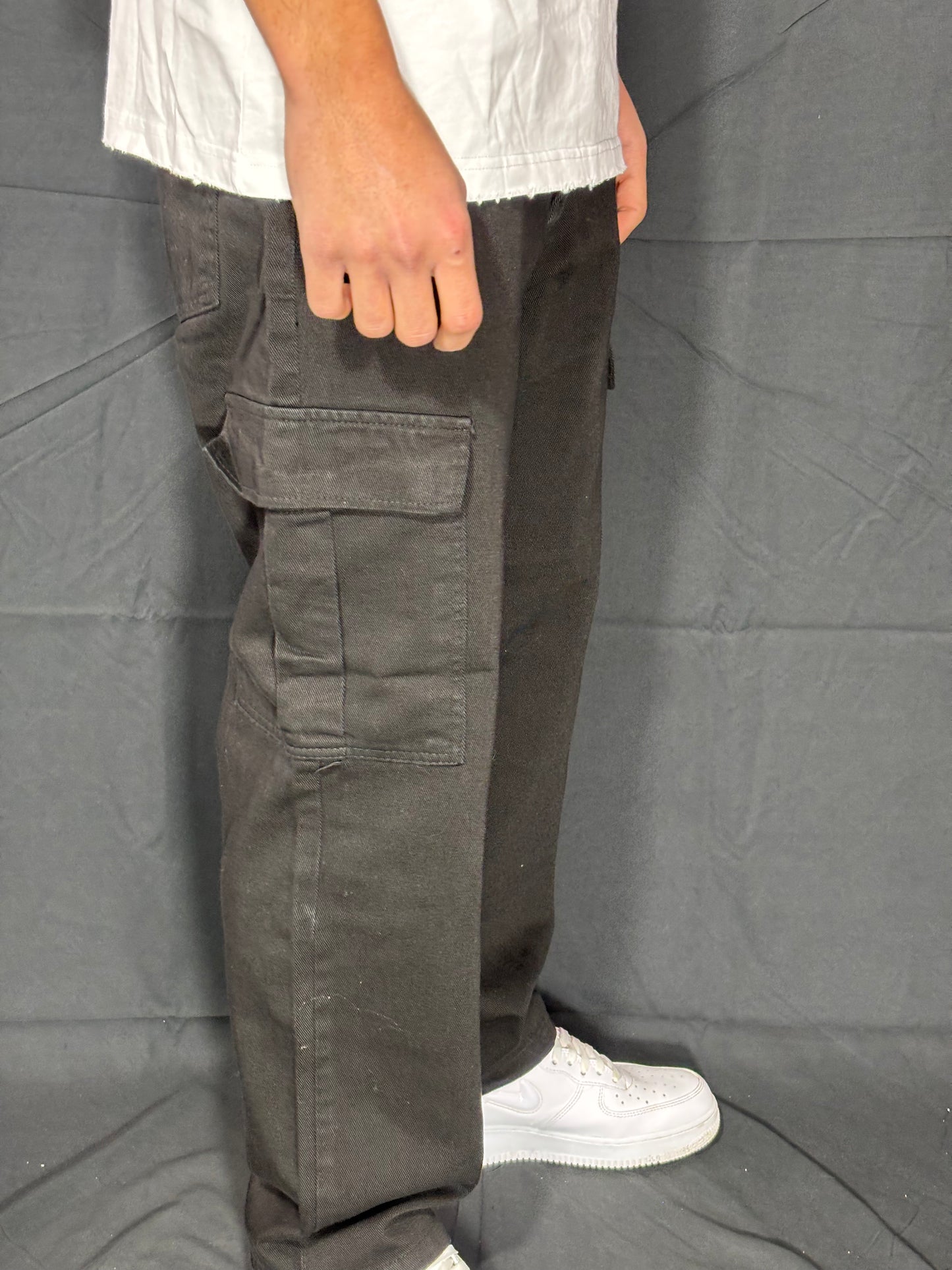 JEANS CARGO NERO